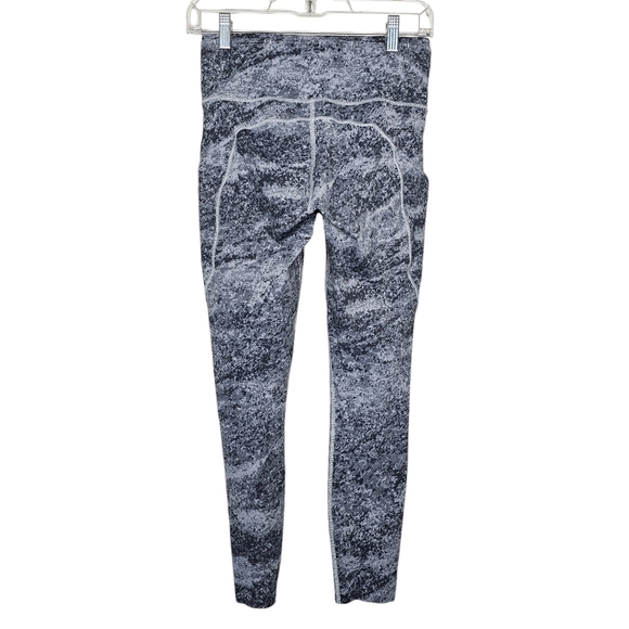 Fast and Free High Rise Leggings - Picture 2 of 4